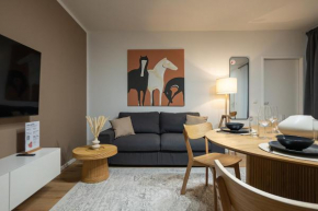 1BR apartment with a Queen-size bed and Terrace - Contactless 24h Check-In